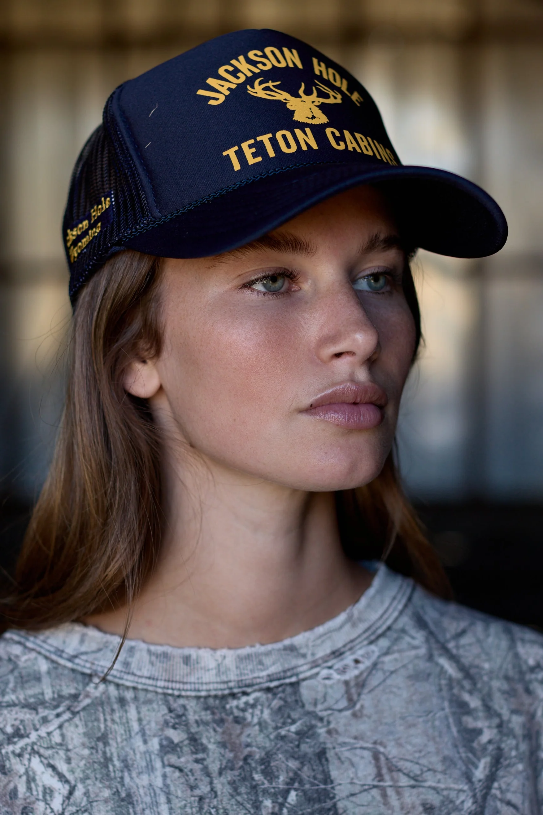 Elk Trucker - Image 9