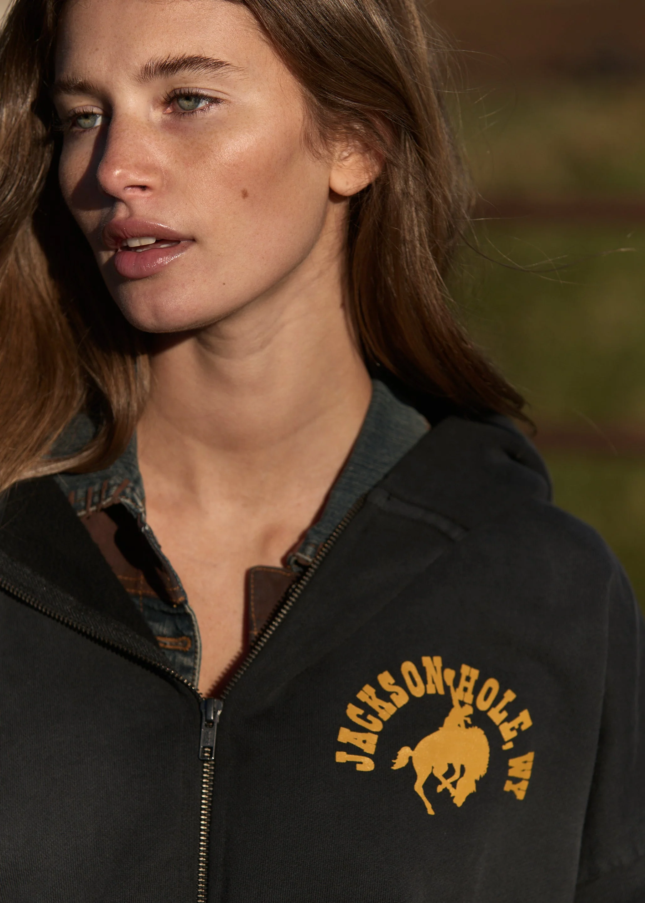 Sun Faded Zip Hoodies - Image 12